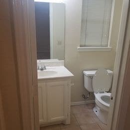 Building Photo - 5401 N 15th St