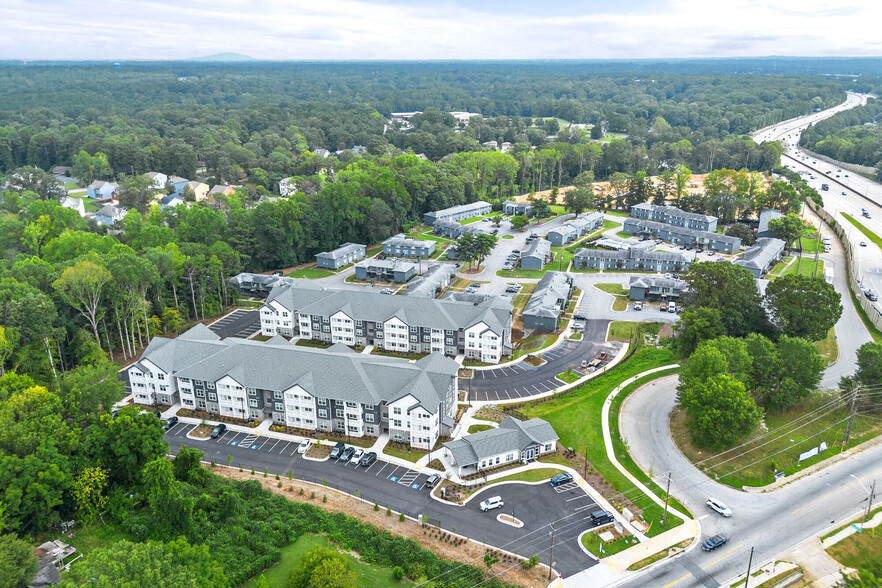 Building Photo - Flats at East Atlanta