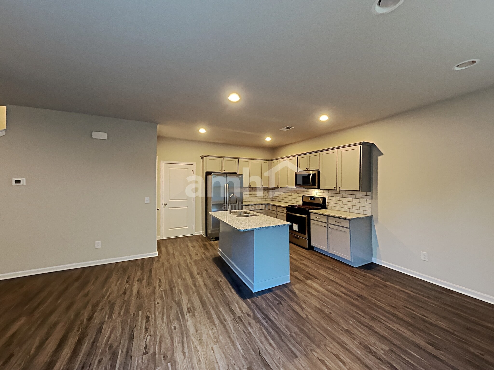 Building Photo - 222 N Fortune Way