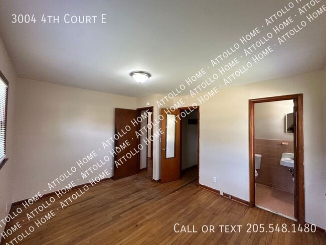 Building Photo - 3004 4th Ct E