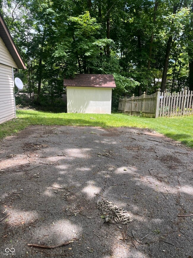 Building Photo - 333 Beechwood Ct
