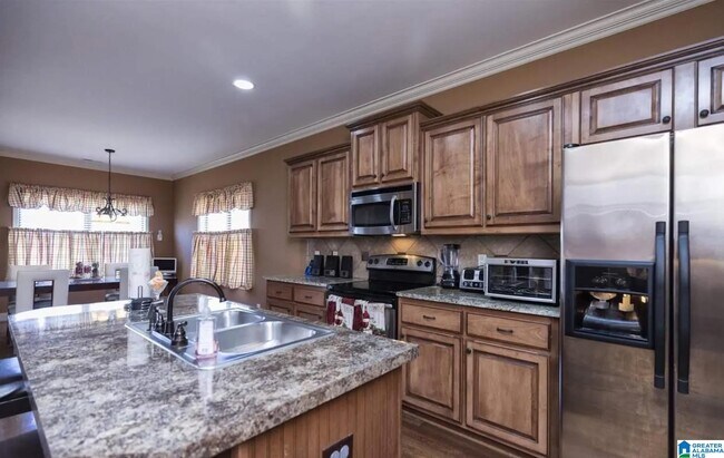 Building Photo - 1059 Kerry Dr