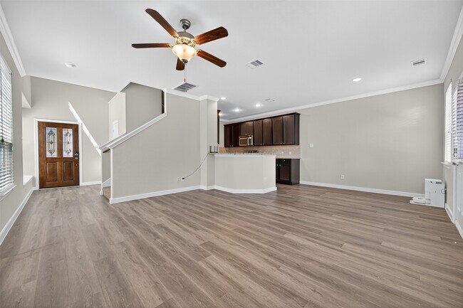 Building Photo - 6438 Haywards Crossing S Cir