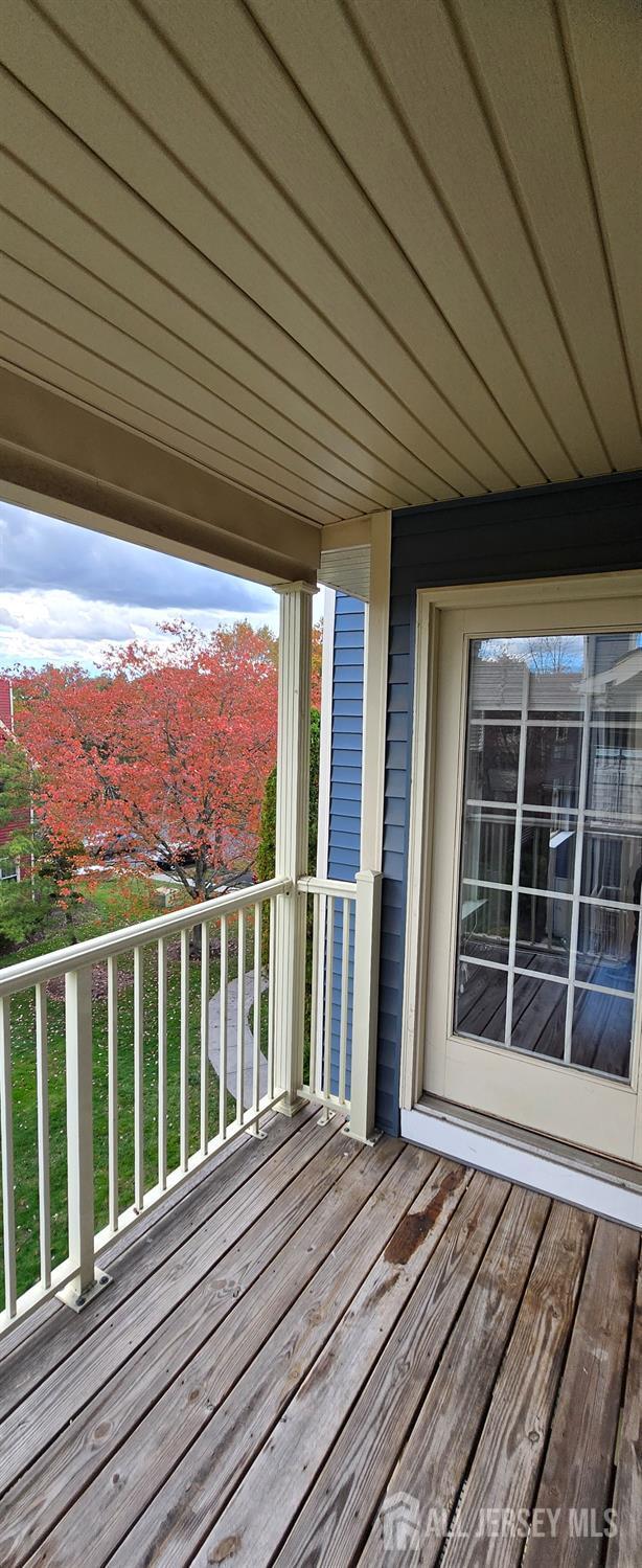 Building Photo - 107 Longfield Ct