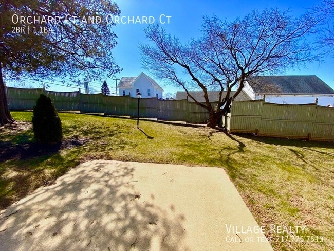 Building Photo - 402 Orchard Ct
