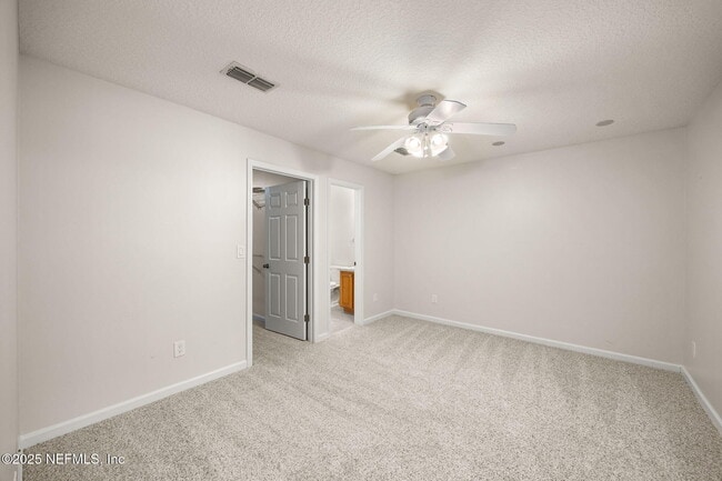 Building Photo - 6218 Hunters Ln