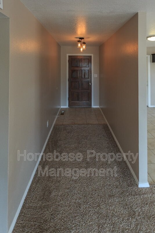 Building Photo - 5206 Foothills Dr