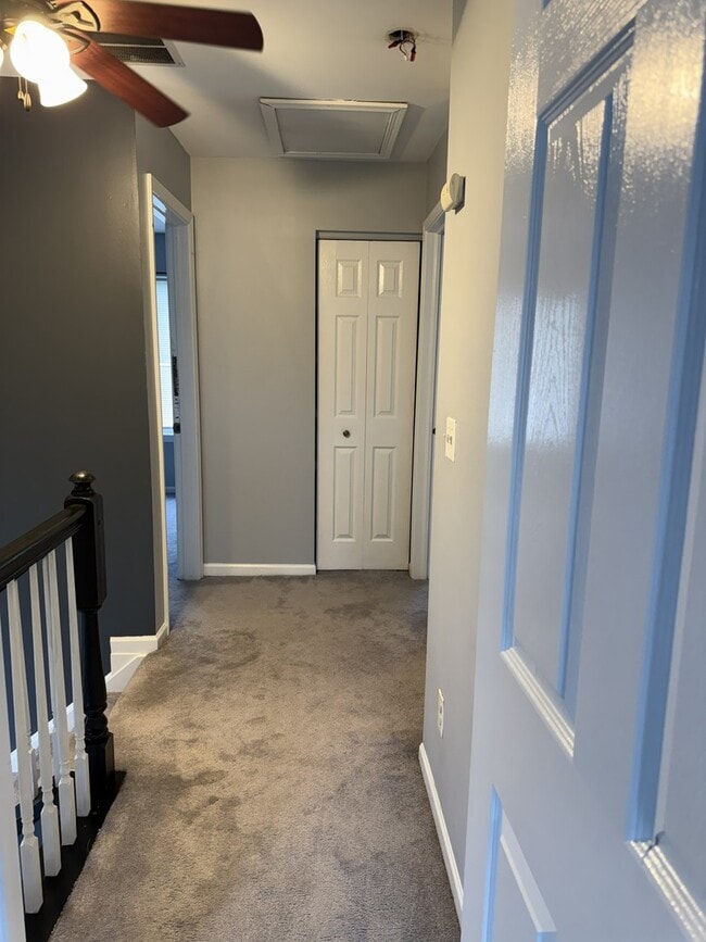 Building Photo - 384 Reston Cir