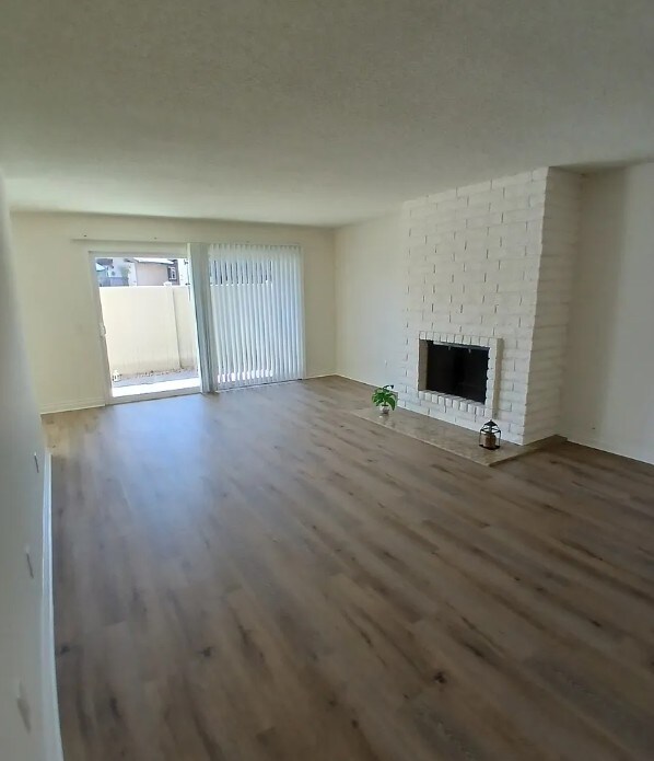 Building Photo - 809 Amigos Way