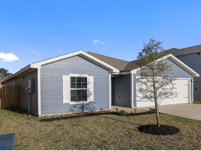 Building Photo - 22055 Ellison Dr