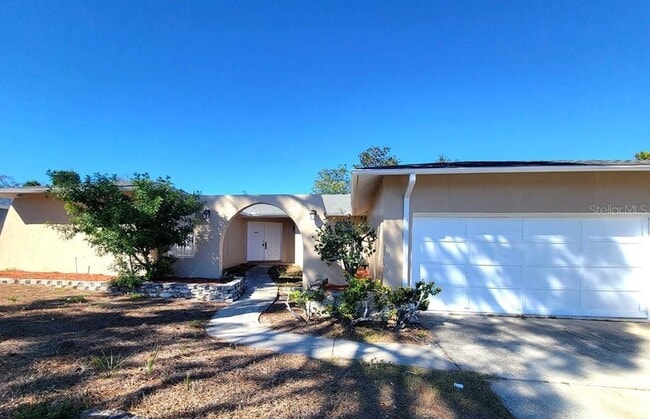 Building Photo - 7553 High Pines Ct