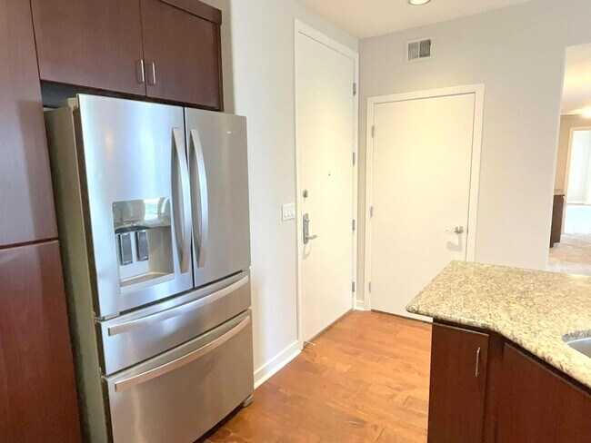 Building Photo - Great Corner Condo ! Lots Of Light ! Elan at Dublin Station. Bright Two Bedroom Two Bath Unit! Ne...