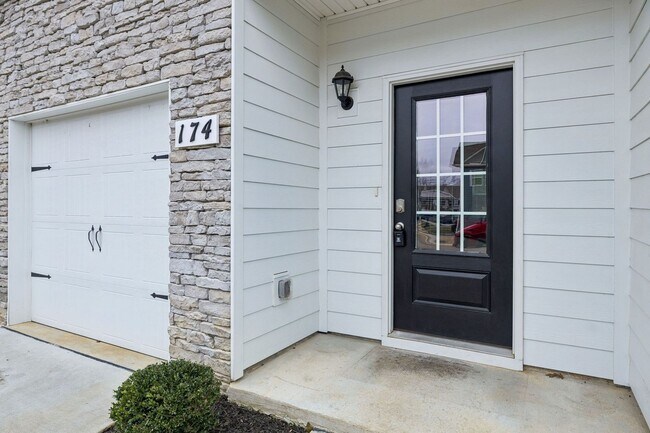 Building Photo - Welcome to Lewisburg Kings Landing