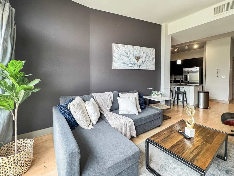 Building Photo - 2901 Indiana St