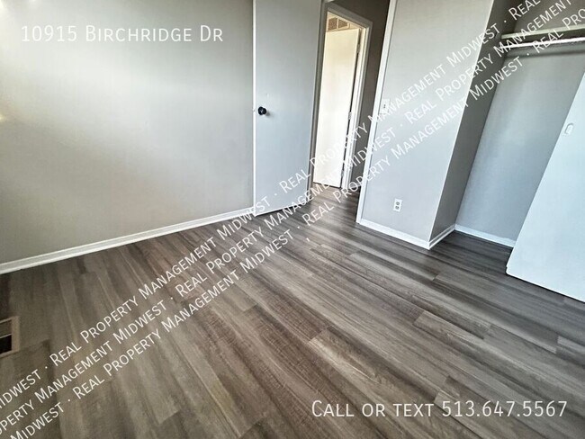 Building Photo - 10915 Birchridge Dr