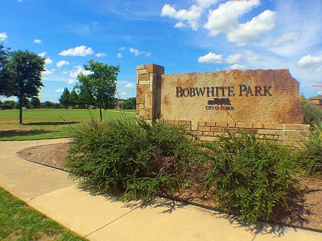 Building Photo - Stunning 3 bedroom 2 bath home in Frisco!