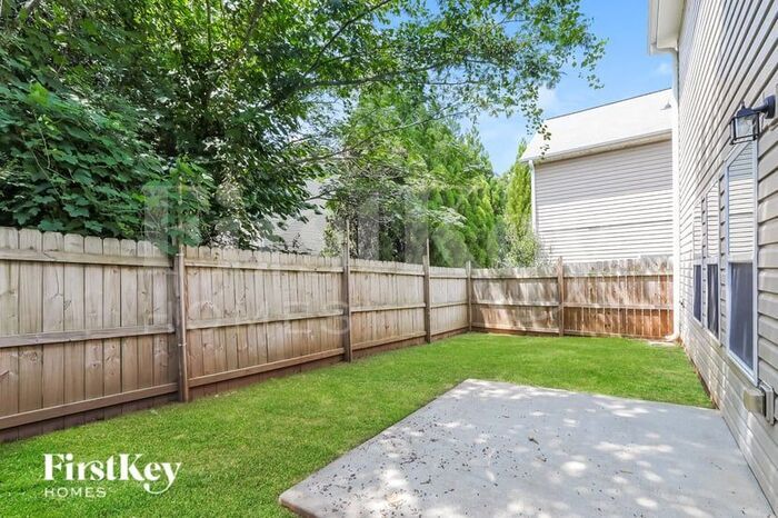 Building Photo - 323 Lobdale Falls Dr
