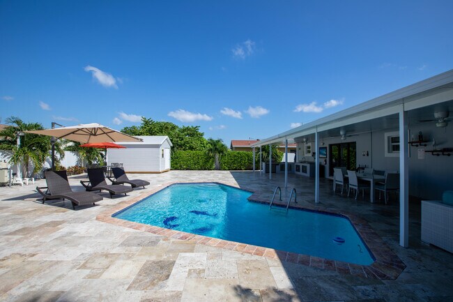 Building Photo - 1853 Florida Mango Rd