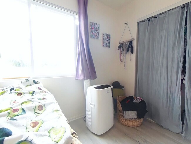 Building Photo - Huge 2 story 8 bed room Home: a hop and a skip from SDSU!  You will never be late to class!