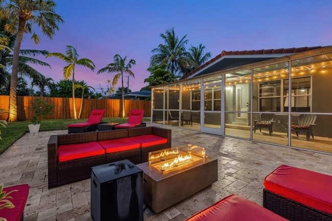 Building Photo - 2407 NE 17th Terrace