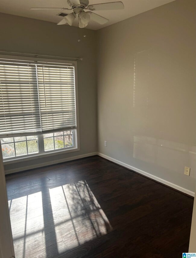 Building Photo - 2304 Crowns Ln