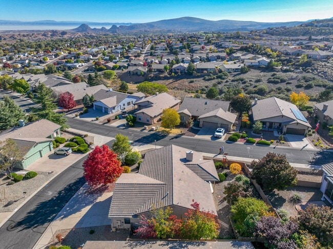 Building Photo - 3 Bedroom, 2 Bath Home in Prescott!