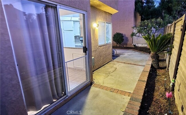 Building Photo - 14644 Bella Courte