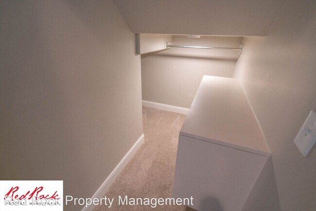 Building Photo - 3 br, 2.5 bath House - 4243 Bella Vista Drive