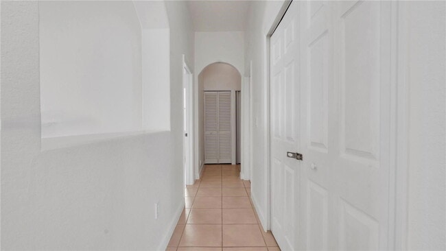 Building Photo - 17994 NW 87th Pl