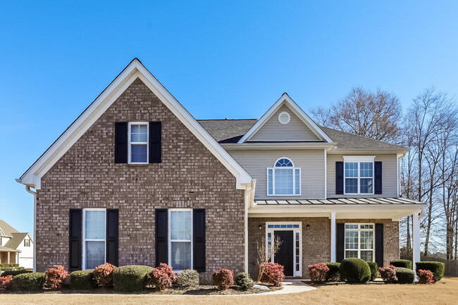 Building Photo - 1230 St James Pl