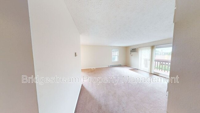 Building Photo - 1431 Minstrel Dr