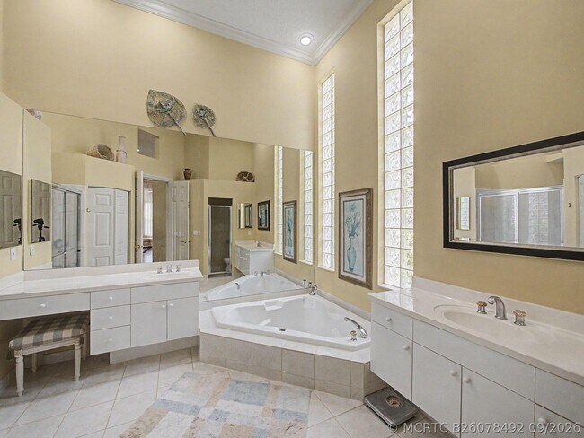 Building Photo - 121 Orchid Cay Dr