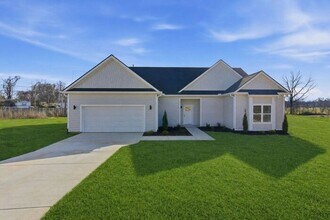 Building Photo - Brand New Home in Old Hickory - Golf Course Views - Pet Friendly