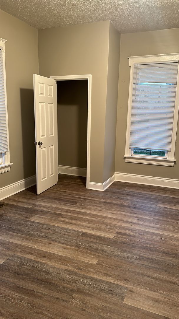 Building Photo - 432 Chestnut St