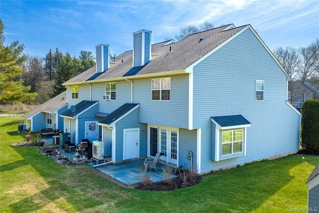 Building Photo - 3 Evergreen Way