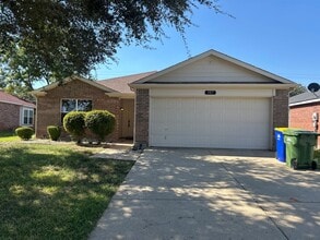 Building Photo - 307 Oakhurst Dr