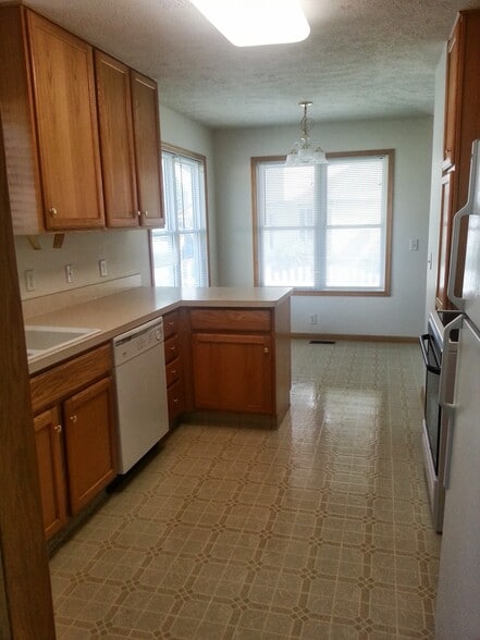 Building Photo - 7316 S 29th St