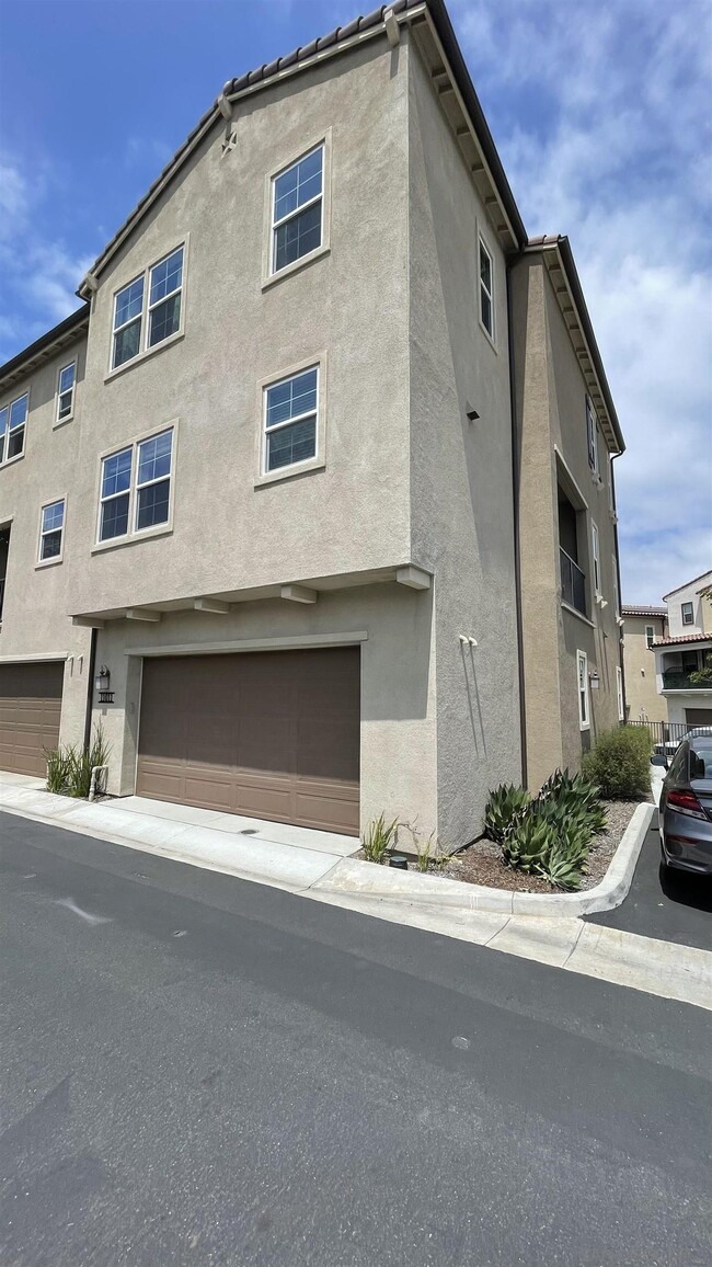 Building Photo - 11011 Bryce Way