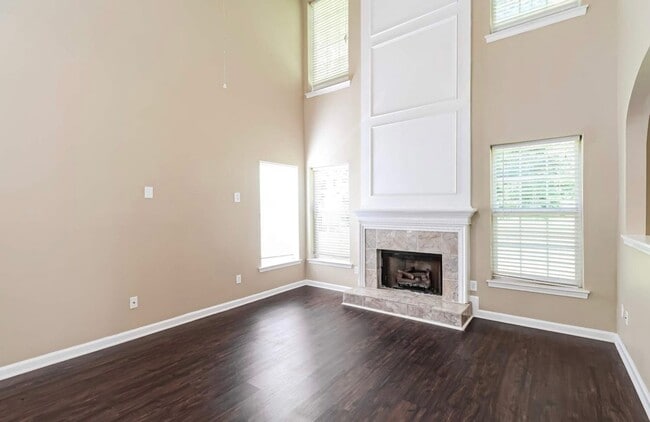 Building Photo - 10829 Northgate Trail Dr