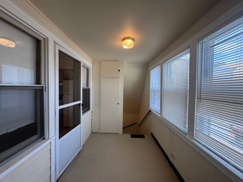 Building Photo - 5448 W Agatite Ave