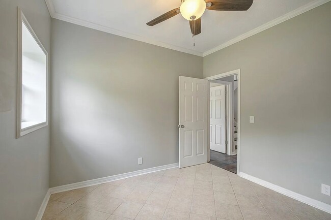 Building Photo - Fabulous Bradford Hills 3BR Home