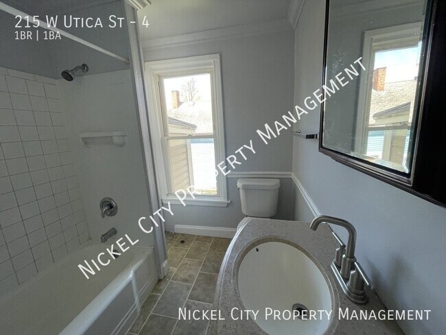 Building Photo - 215 W Utica St
