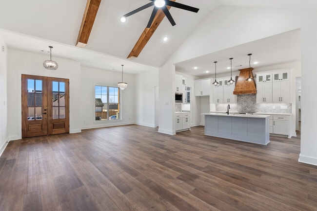 Building Photo - 19 Denali Dr