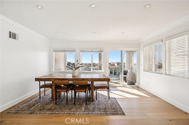 Building Photo - 656 7th St