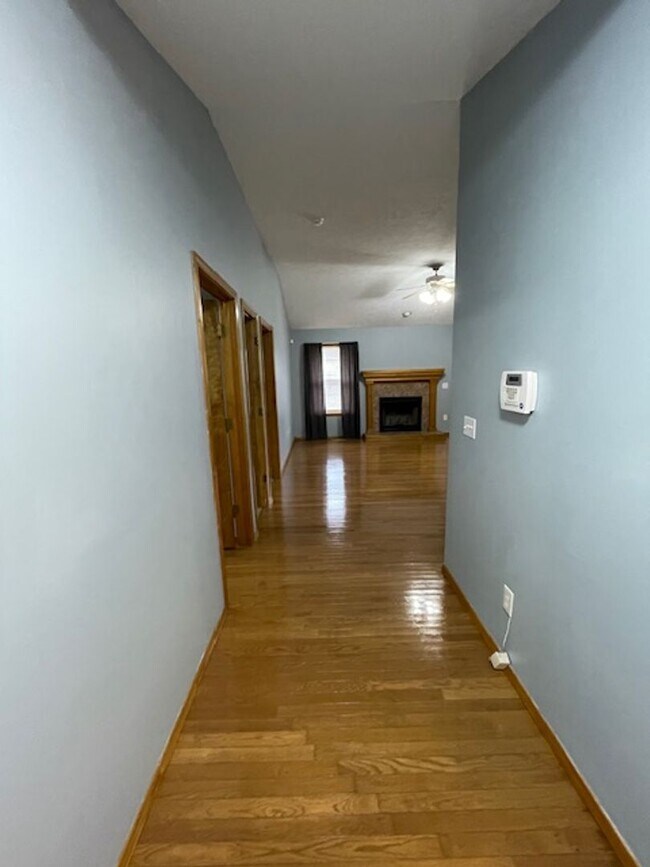 Building Photo - This All Brick home is Located in Orchard Crest West!
