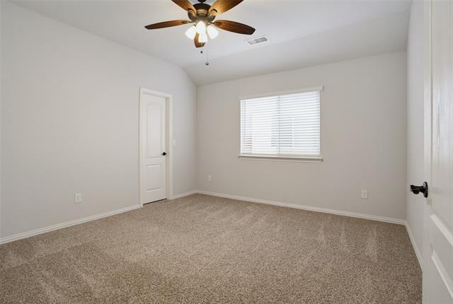 Building Photo - 812 Woodview Ct