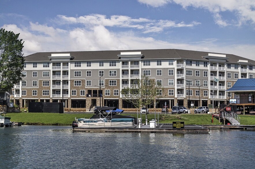 Building Photo - Residence at Tailrace Marina