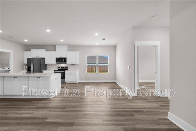 Building Photo - 3136 Silver Maple Dr