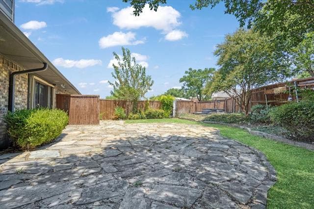 Building Photo - 2149 Willow Pl