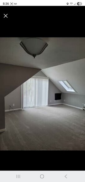 Building Photo - 1223 NH Route 11